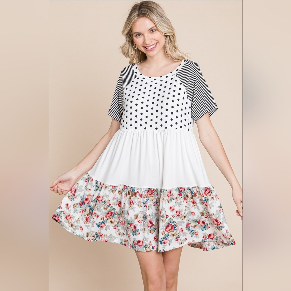 Emerald Black & White Polka Dot Color  Block Floral Short Sleeve Babydoll Dress